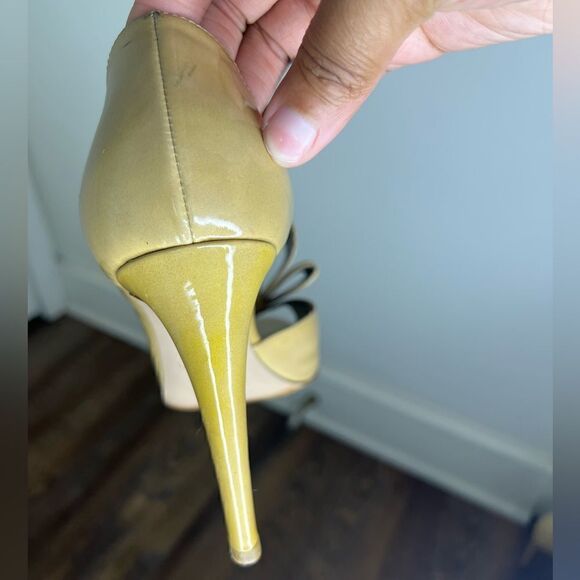 Valentino Garavani D’Orsay Couture Nude Patent Leather Bow Detail Peep Toe Heels - Picture 9 of 16